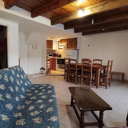 Les Sorbes Ferienhaus Champis